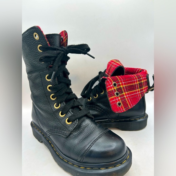 Dr Martens Black Aimilita Triumph Plaid Fold Down Leather Combat Boots Grunge 7 - Picture 1 of 10